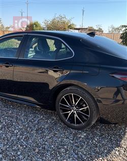 تۆیۆتا کامری